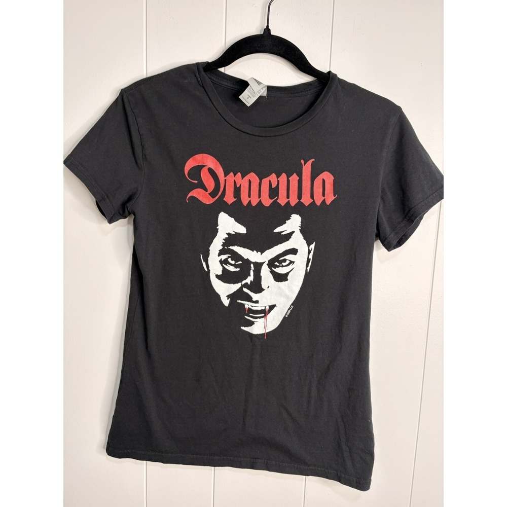 Instant Messenger DRACULA Unisex T-Shirt Small Horror Streetwear Vampires